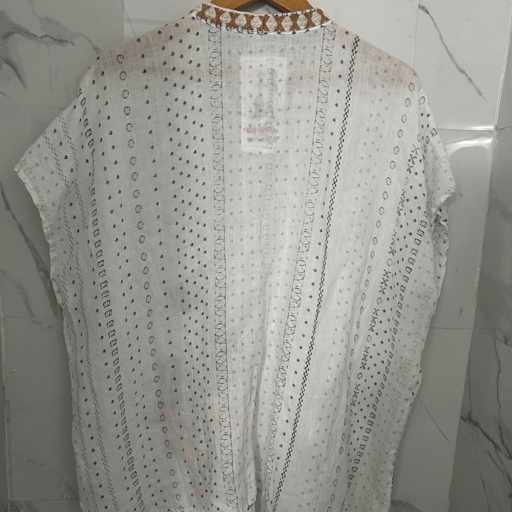 Johnny was white linen oversized blouse floral embroidered v neck line Sz xl - Picture 4 of 10
